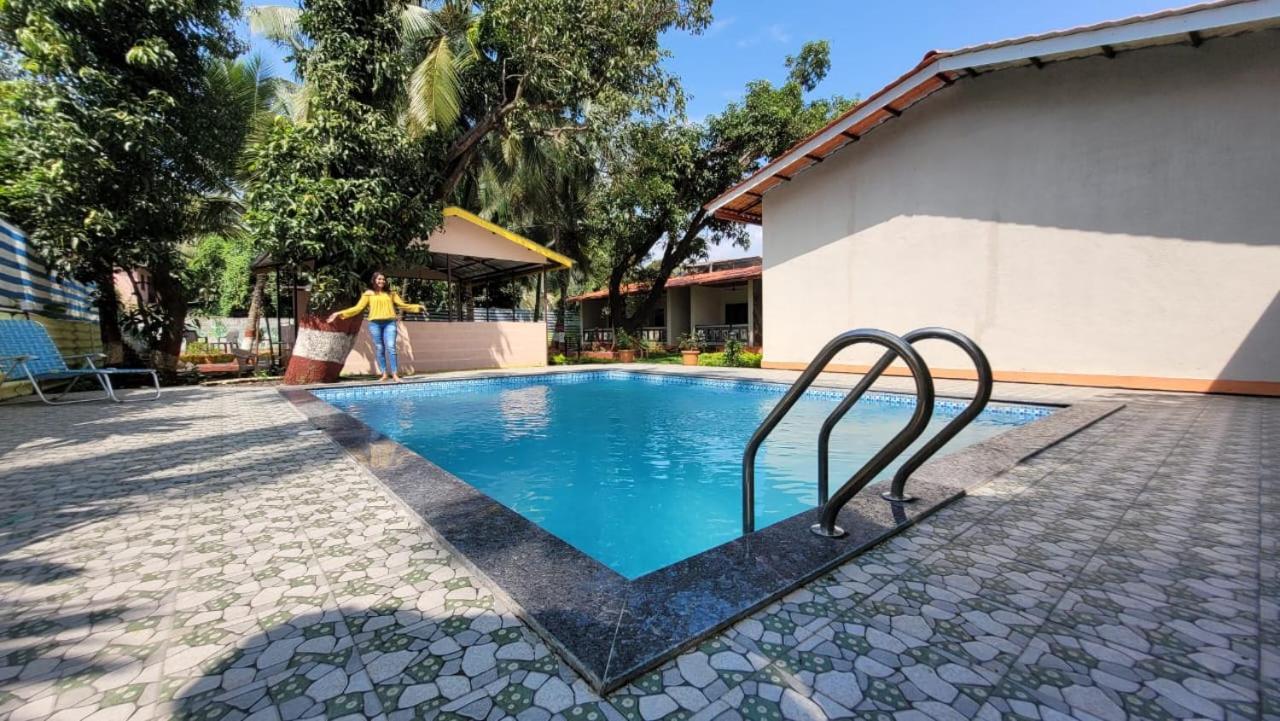 Happy Holiday Alibaug Hotel Alībāg Eksteriør billede